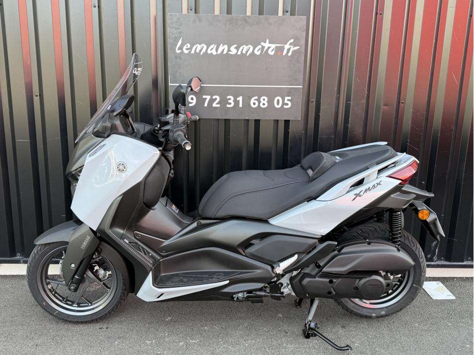 X-MAX 125 TECH MAX + XMAX 125