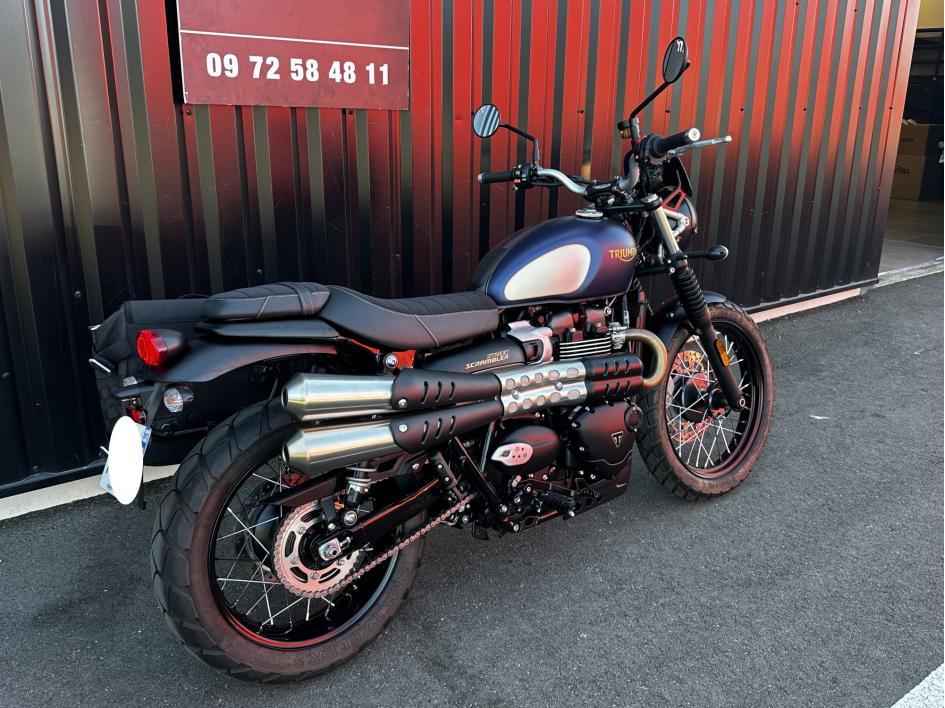 TRIUMPH STREET SCRAMBLER  900 A2